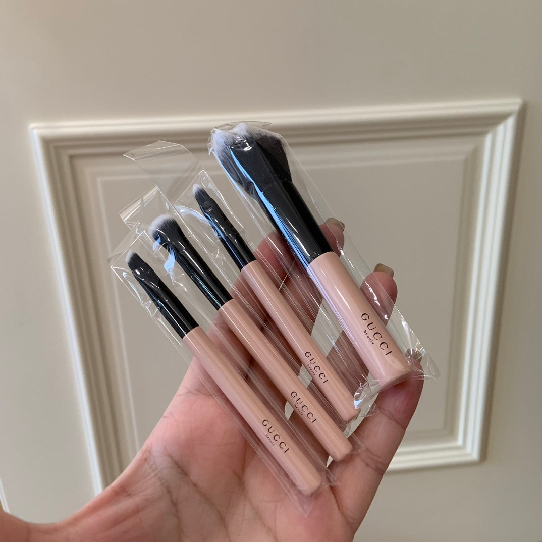 gucci pink Makeup Brush Holder Set