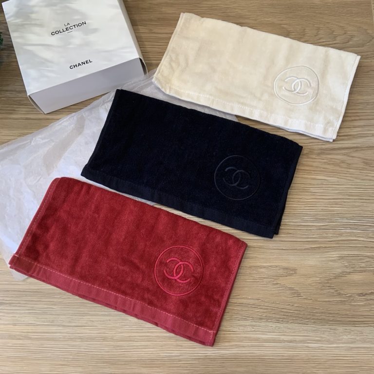 chanelTowel LA COLLECTION Set of 3 Red Black White Novelty