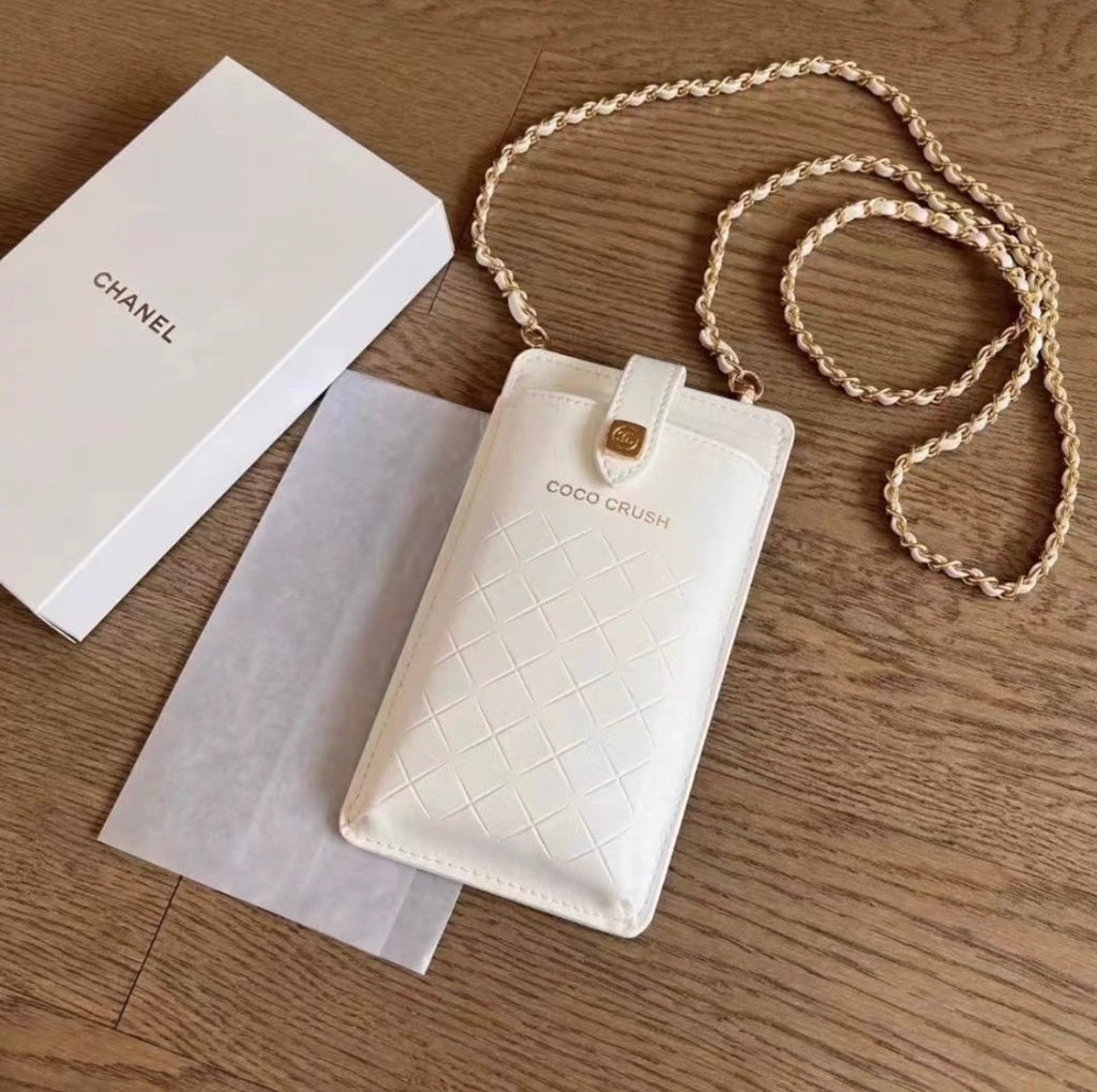 CHANEL Coco Crusha Phone Cases wihte