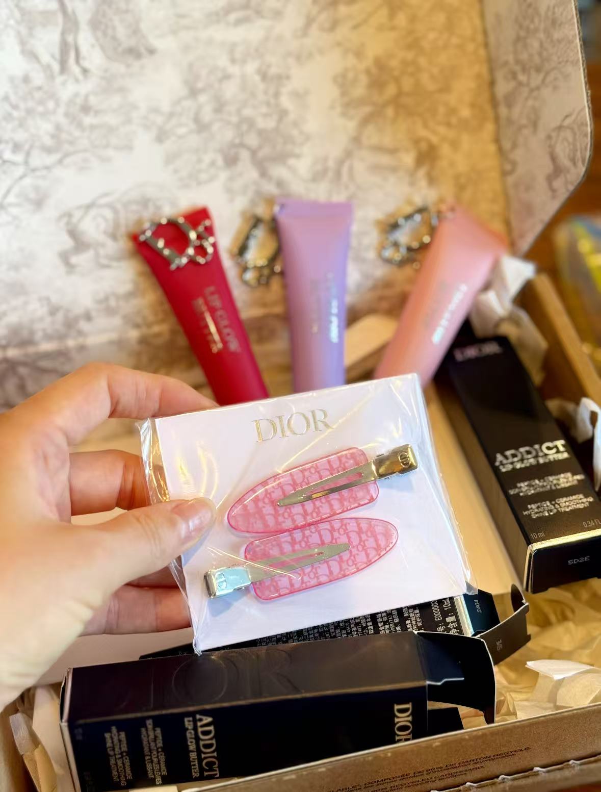 Dior Classic Oblique Pink Hair Clip gwp