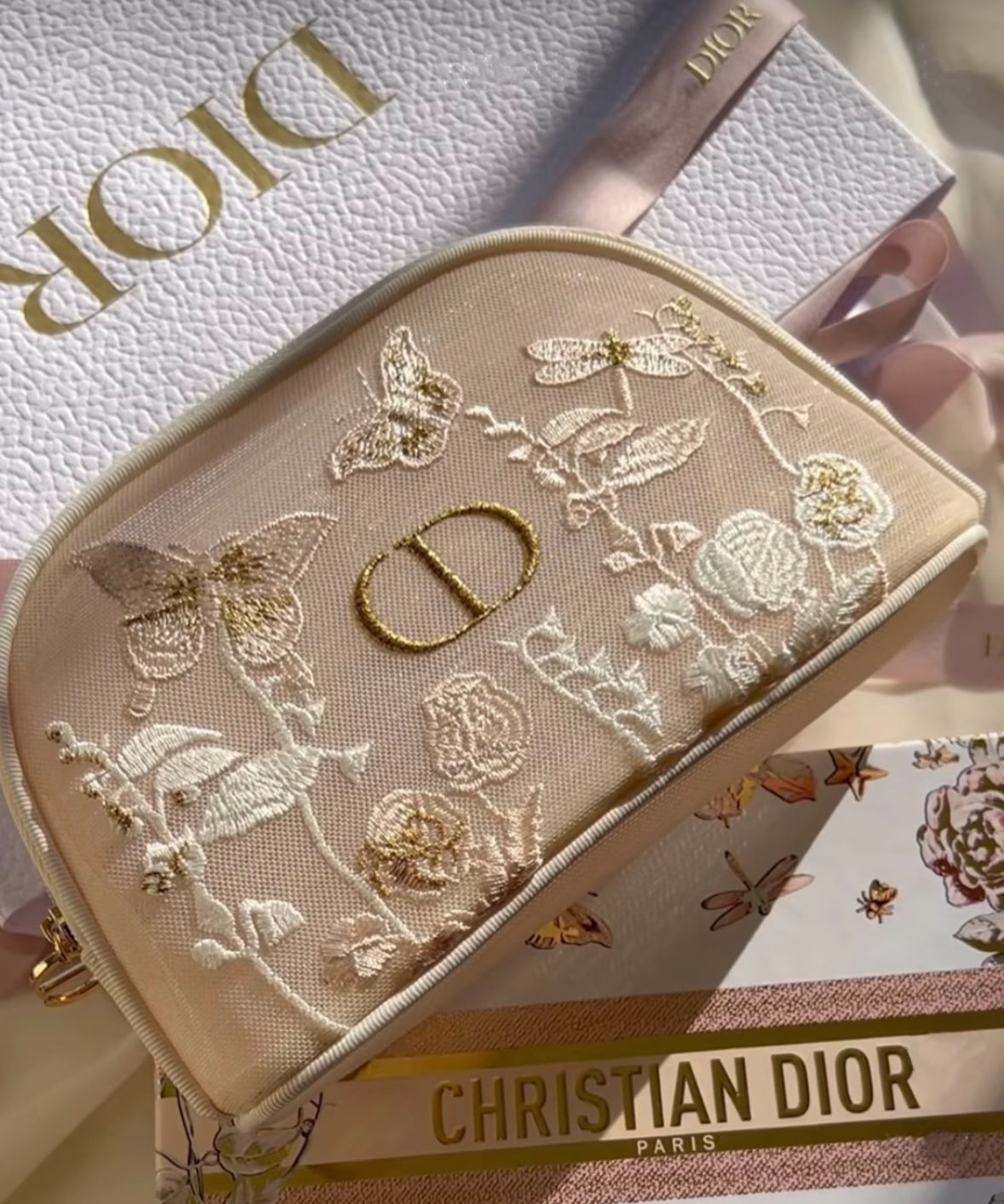 D-IOR Mother's Day Tulle Butterfly Embroidery Gift Makeup Bag