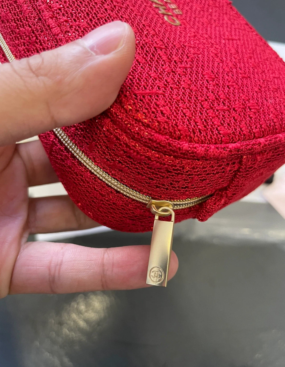 CHANEL MAKEUP BAG RED