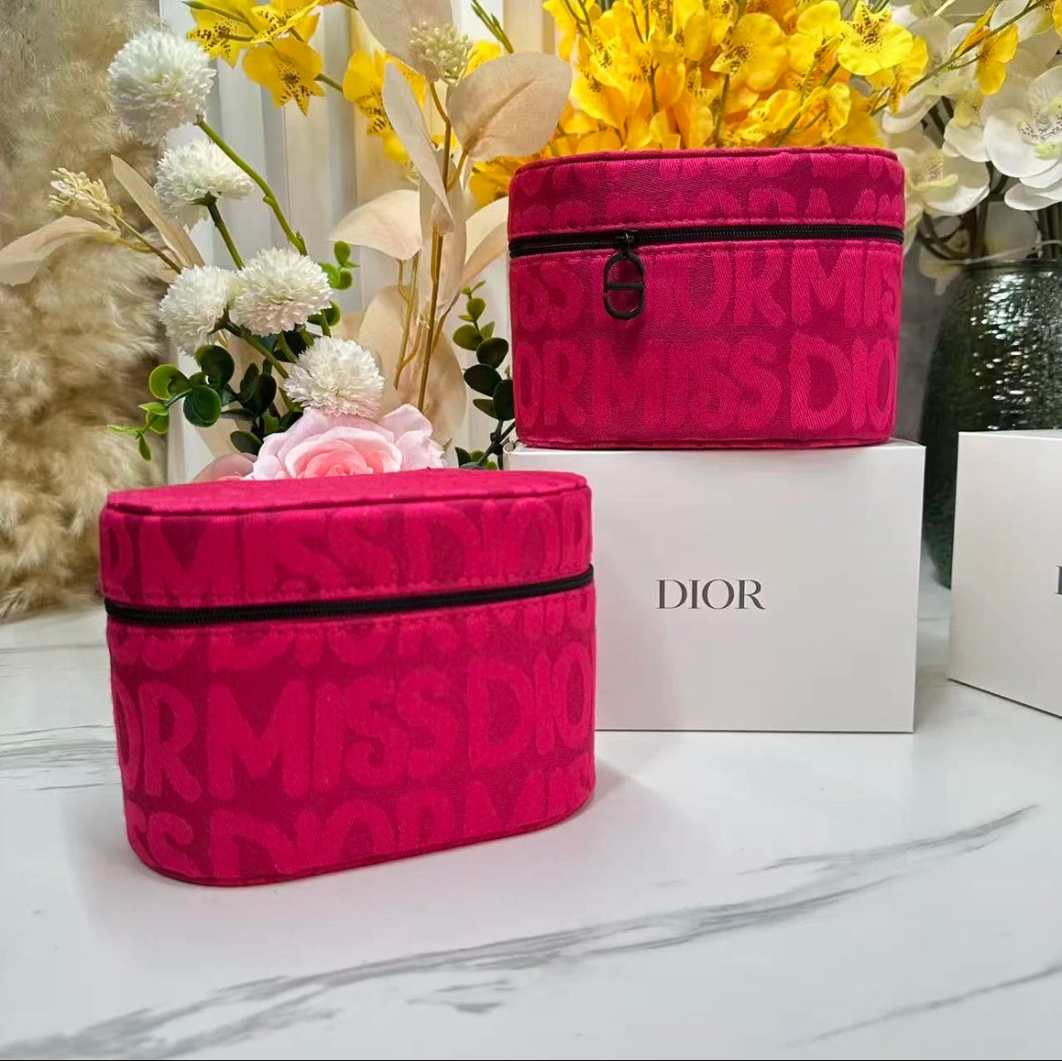 DIOR MAKEUP BAG RED