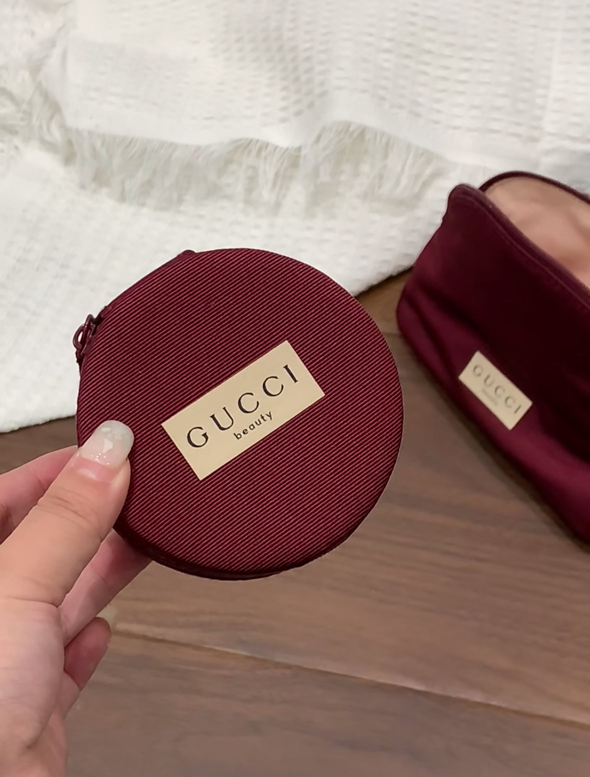 CUCCI MAKEUP BAG RED