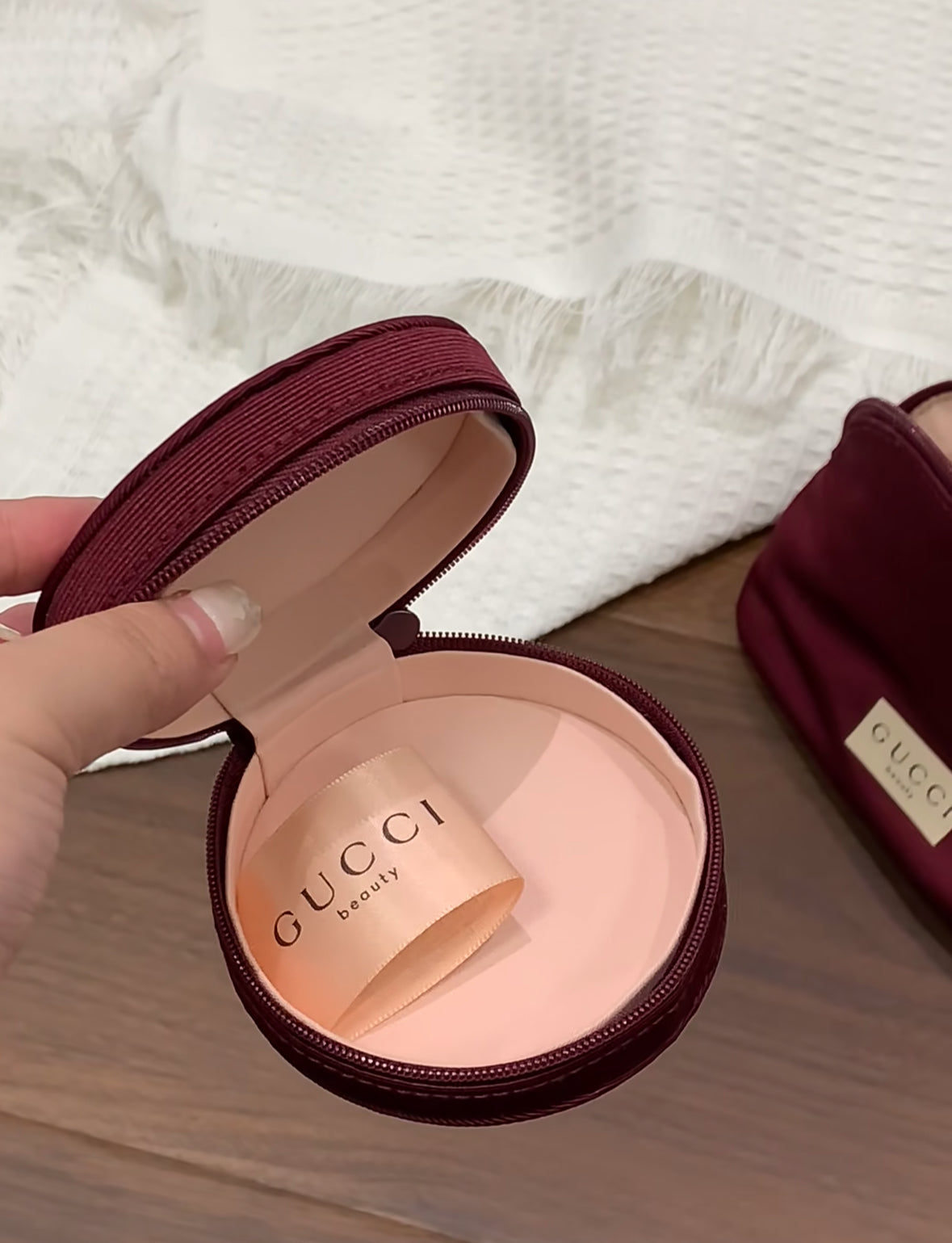 CUCCI MAKEUP BAG RED