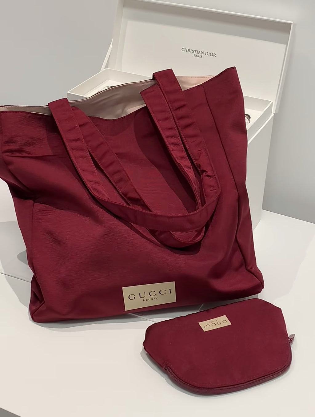 CUCCI  RED  MAKEUP BAG