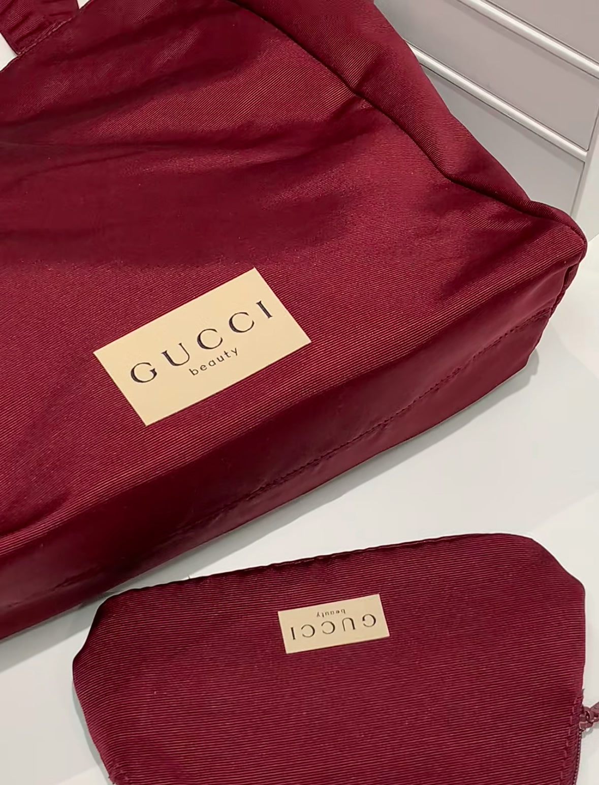 CUCCI  RED  MAKEUP BAG