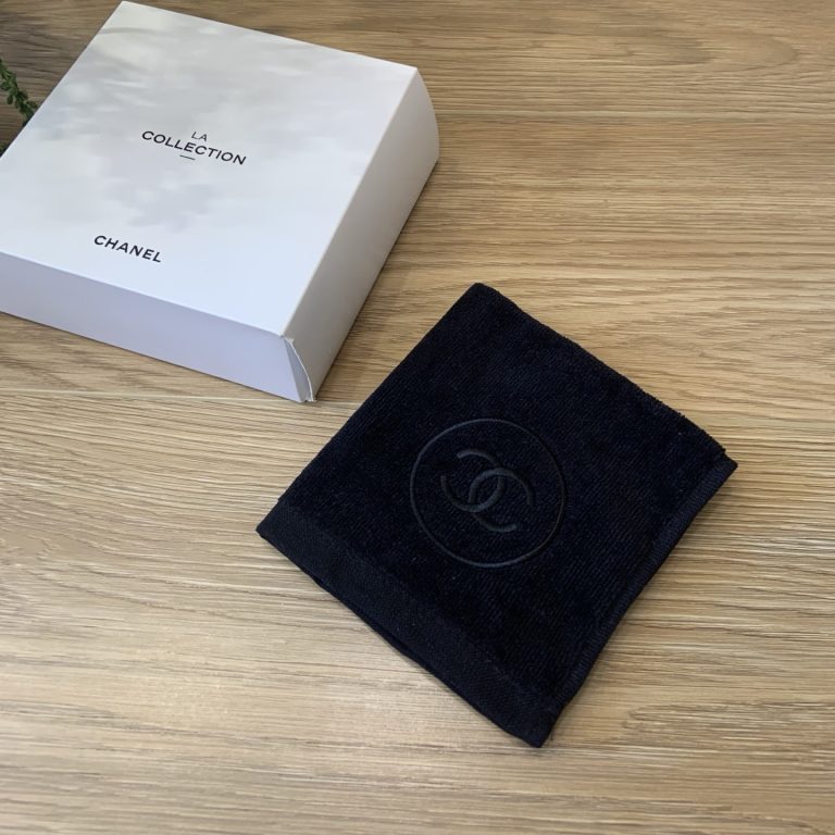 chanelTowel LA COLLECTION Set of 3 Red Black White Novelty