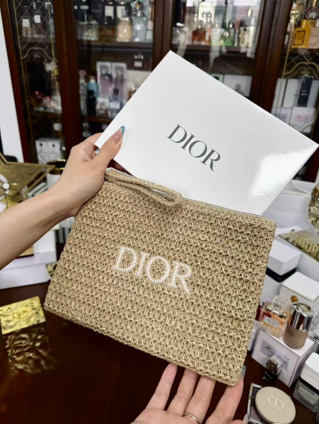 D-ior Summer Straw Cosmetic Bag