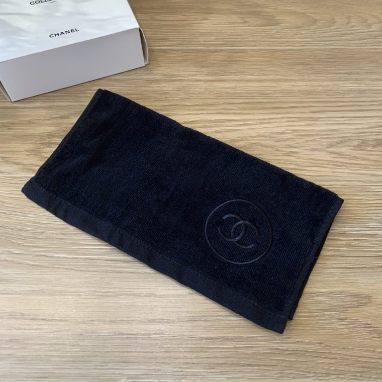 chanelTowel LA COLLECTION Set of 3 Red Black White Novelty