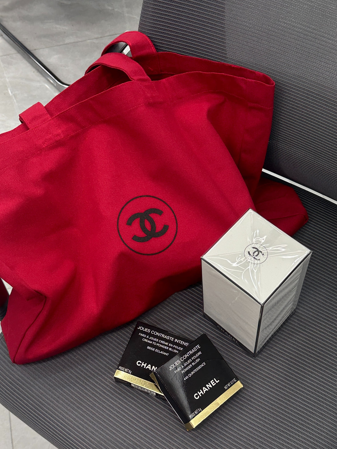 C-HANEL Floral Luxe Gift Set – Premium Skincare & Beauty Essentials red