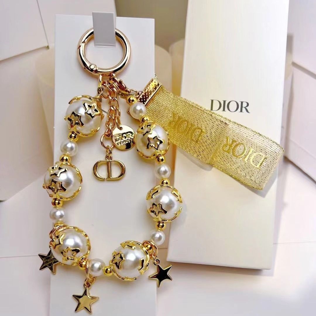 Dior Beautiful Pearl Star Bag Charm gwp