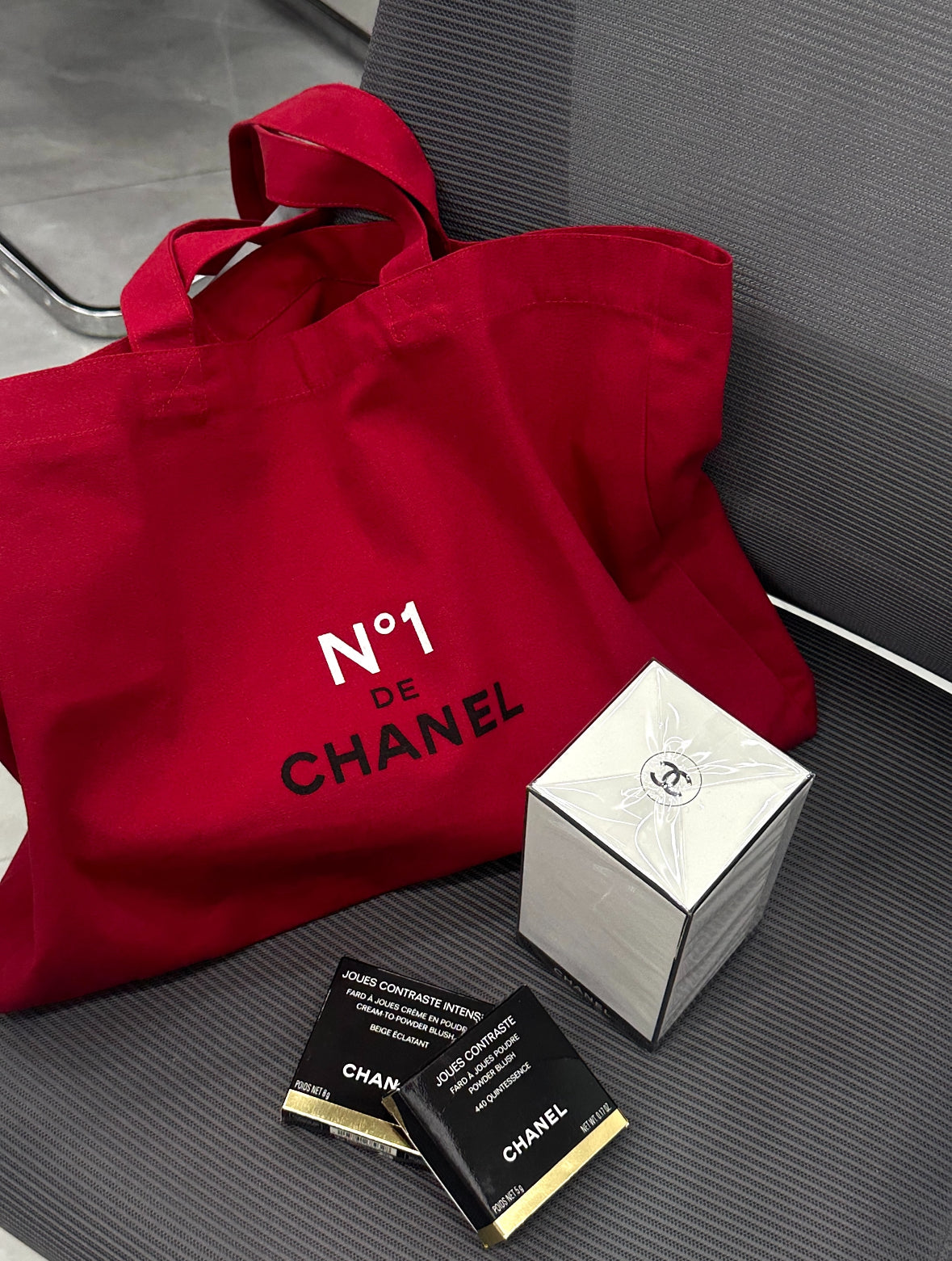 C-HANEL Floral Luxe Gift Set – Premium Skincare & Beauty Essentials red