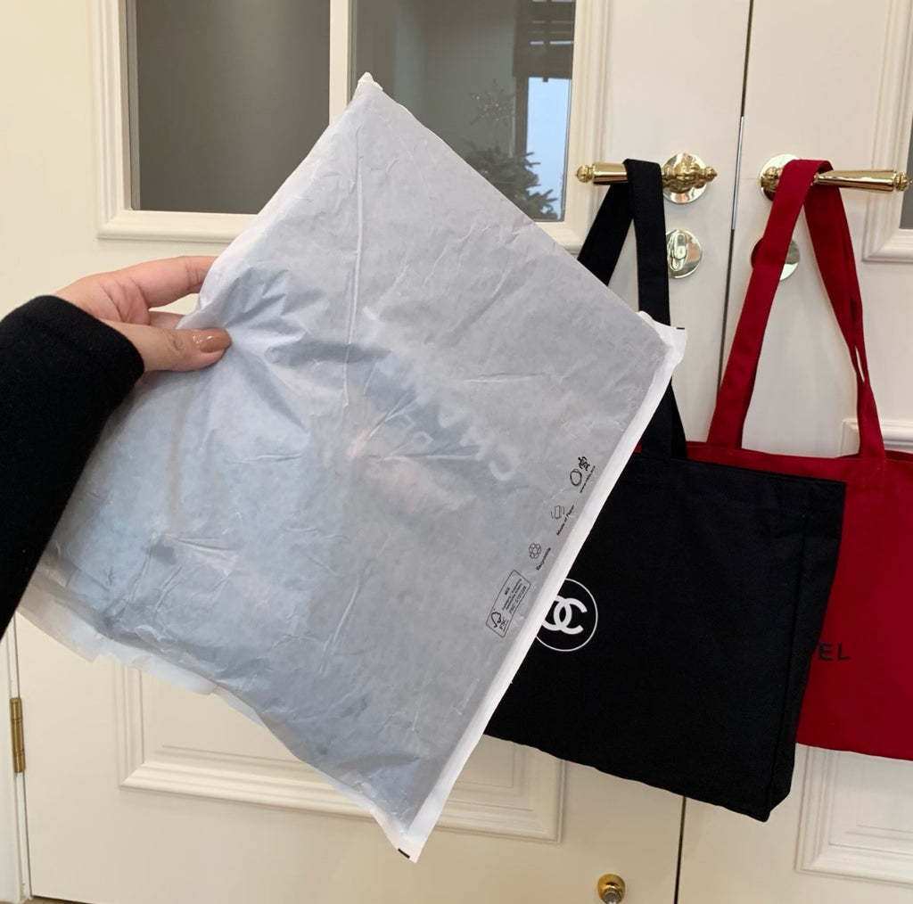 C-HANEL Floral Luxe Gift Set – Premium Skincare & Beauty Essentials black