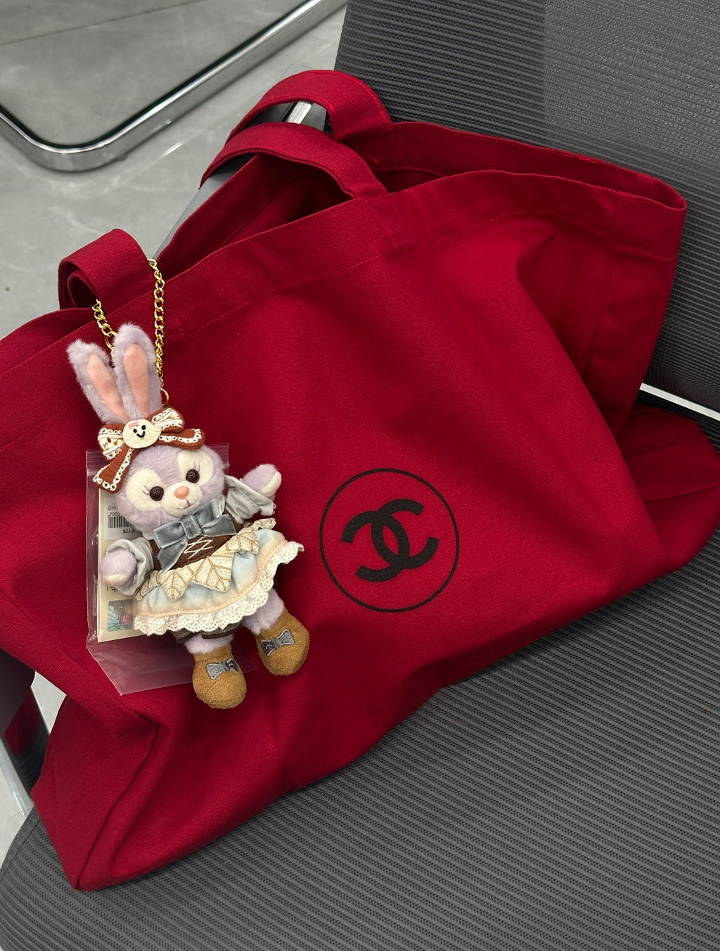 C-HANEL Floral Luxe Gift Set – Premium Skincare & Beauty Essentials red