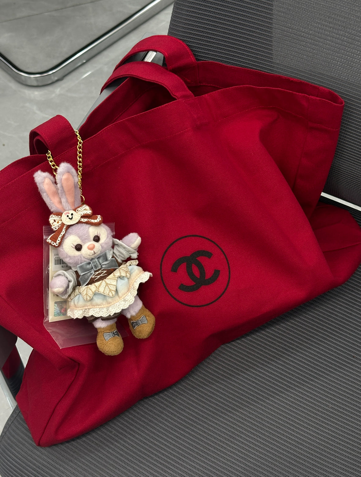 C-HANEL Floral Luxe Gift Set – Premium Skincare & Beauty Essentials red