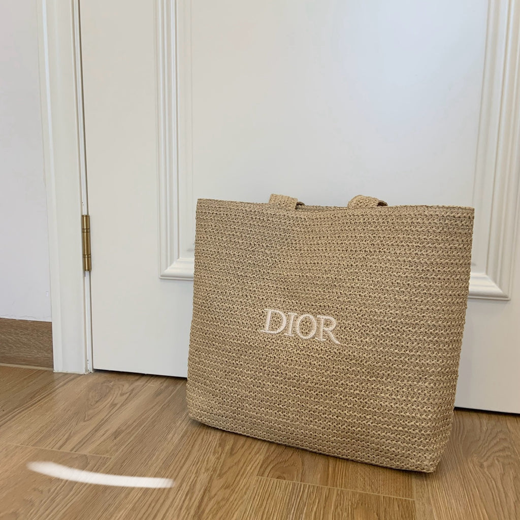 D-ior Vacation Large Straw Tote Bag gwp