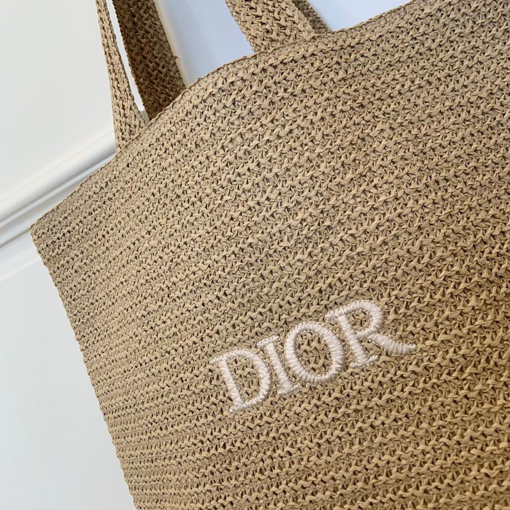 D-ior Vacation Large Straw Tote Bag gwp