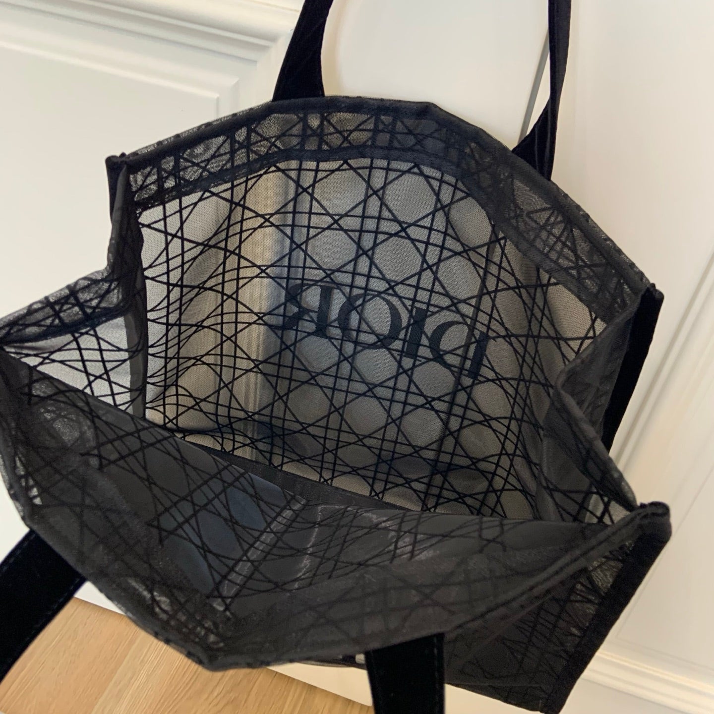 D-ior Black bigsized Mesh  Tote Bag gwp